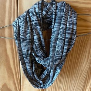 Old navy Gray infinity scarf